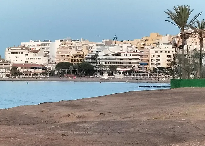 Tipaki Cristianos * Los Cristianos (Tenerife)