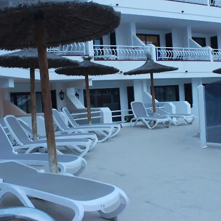 Tipaki Cristianos Appartement