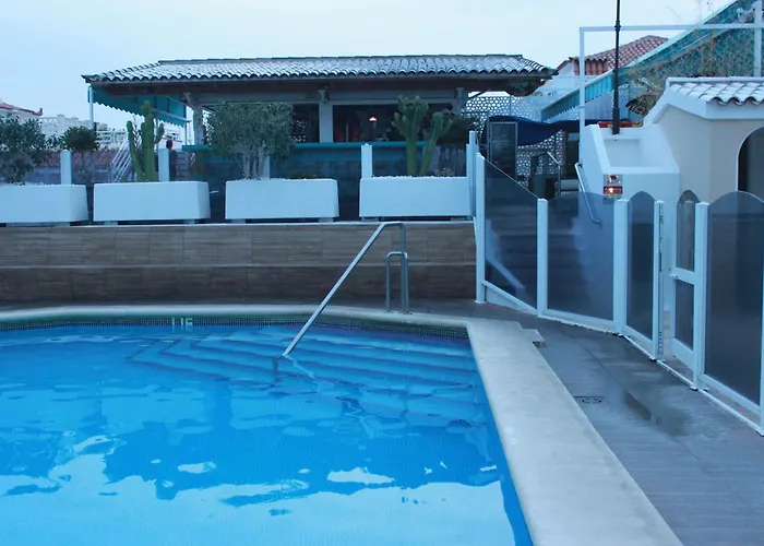 Apartment Tipaki Cristianos