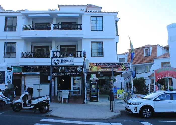 Apartment Tipaki Cristianos *