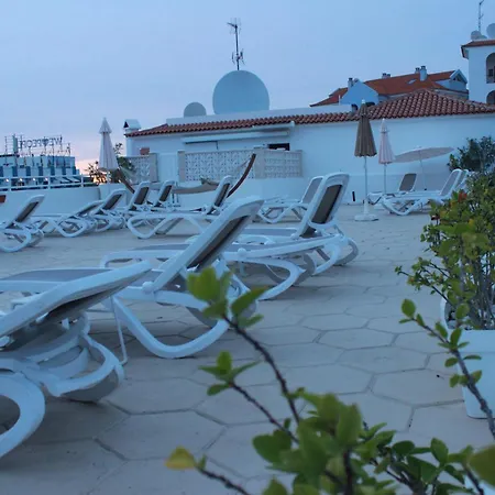 Tipaki Cristianos Apartman