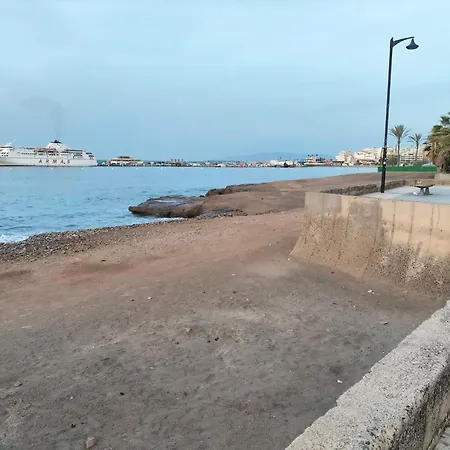 Apartament Cristianos Tipaki