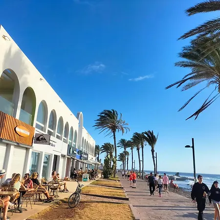 Apartament Cristianos Tipaki