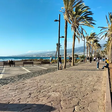 Cristianos Tipaki Apartament *