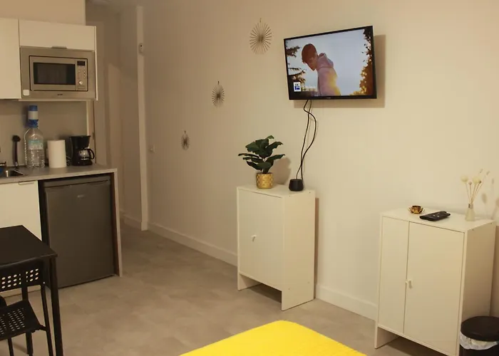 Tipaki Cristianos Apartment